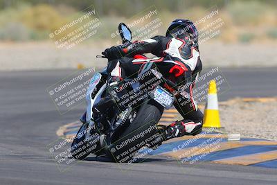 media/Sep-25-2023-Moto Forza (Mon) [[81ffa65e0a]]/B-C Group/Session 4 (Turn 2 Backside)/